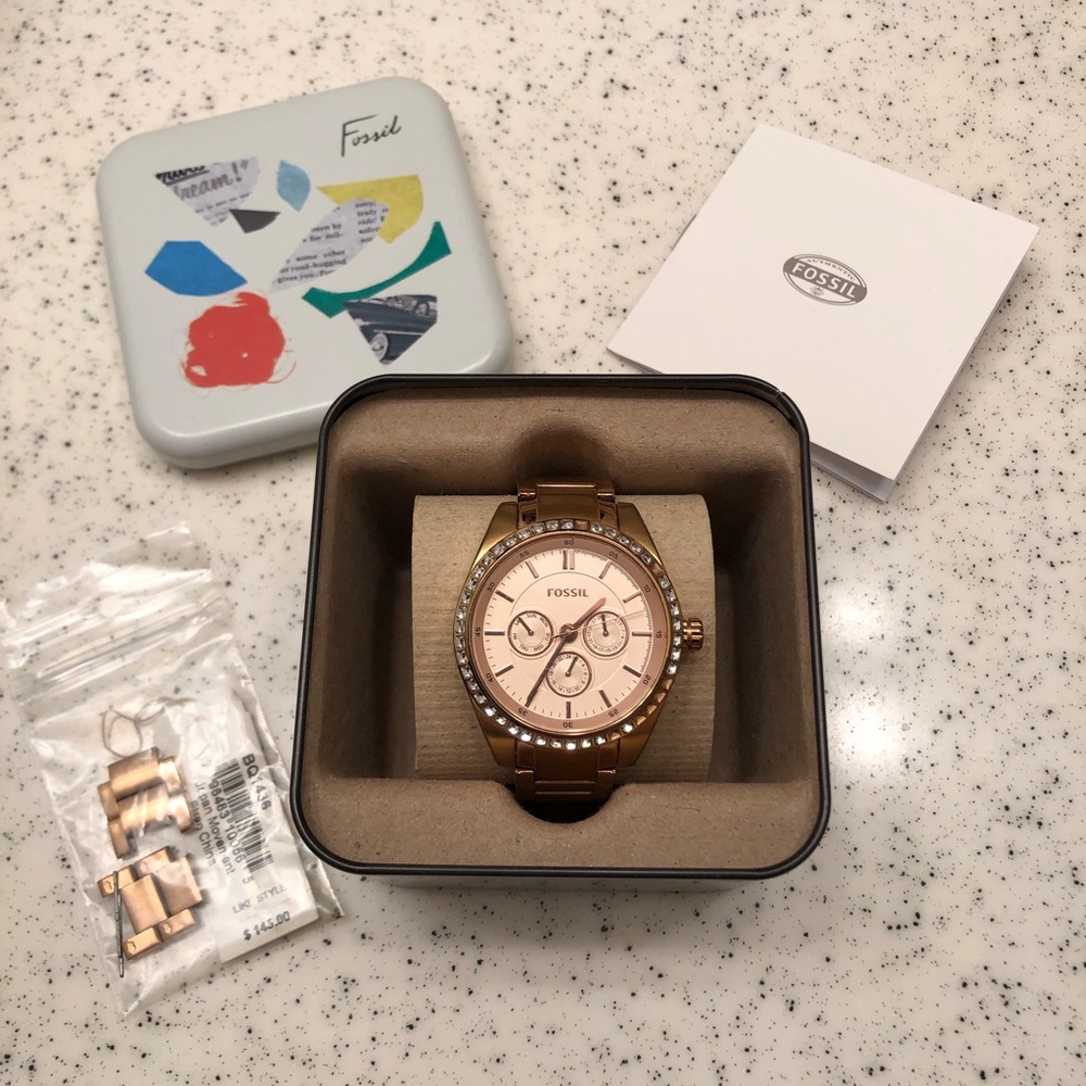 Fossil rose gold watch